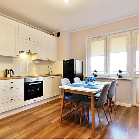 Apartament Kotwica Z Prywatnym Miejscem W Hali Garazowej Apartment Swinoujscie Luaran gambar